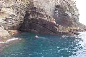 Xtrallusion photo gallery of Italy. Photos, pictures, images and photographs of the Italian Rivieras, the Italian Lakes, the Italian Alps, the Cinque Terre, the Amalfi coast and some of the most beautiful corners of Italy. Plus photos of Italian cities such as Pisa, Milan, Genoa and Rome.